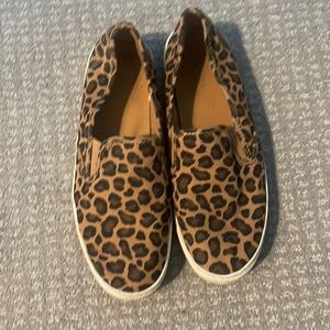 Leopard Slip On Sneakers Women’s Size 7